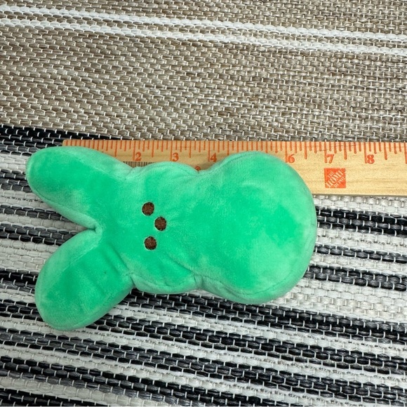 Peeps Set of 2 Rabbit Plush Toy Animals Pink Green - Picture 8 of 9